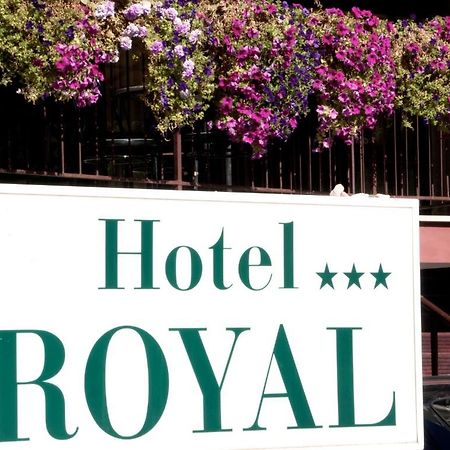 פסארו Hotel Royal מראה חיצוני תמונה