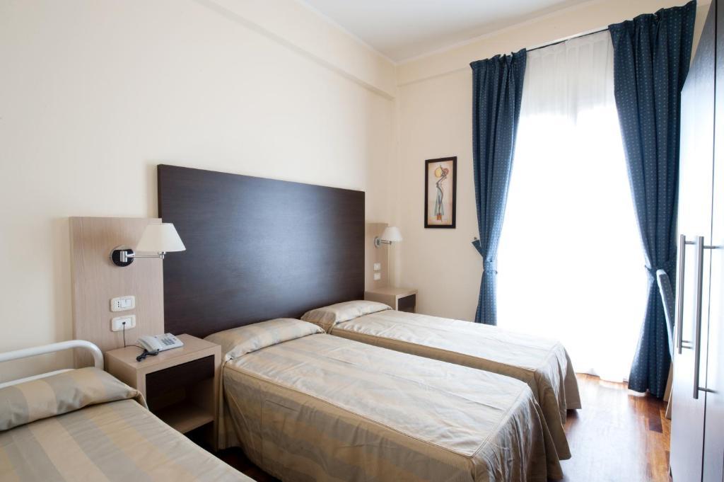 פסארו Hotel Royal חדר תמונה