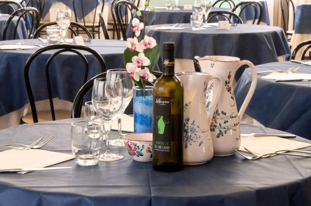 פסארו Hotel Royal מראה חיצוני תמונה