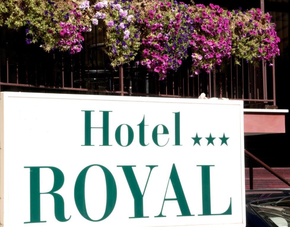 פסארו Hotel Royal מראה חיצוני תמונה